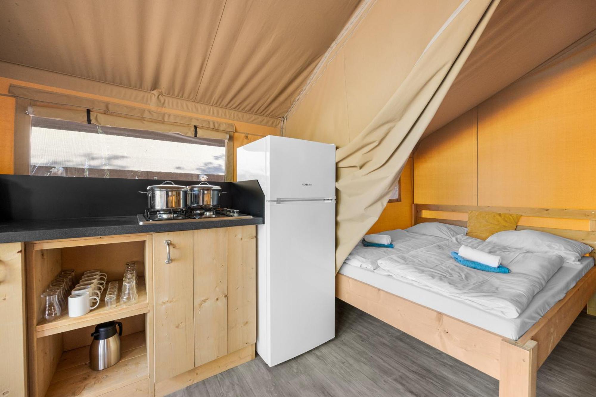 Ferienpark Easyatent Safari Tent Lanterna Červar-Porat