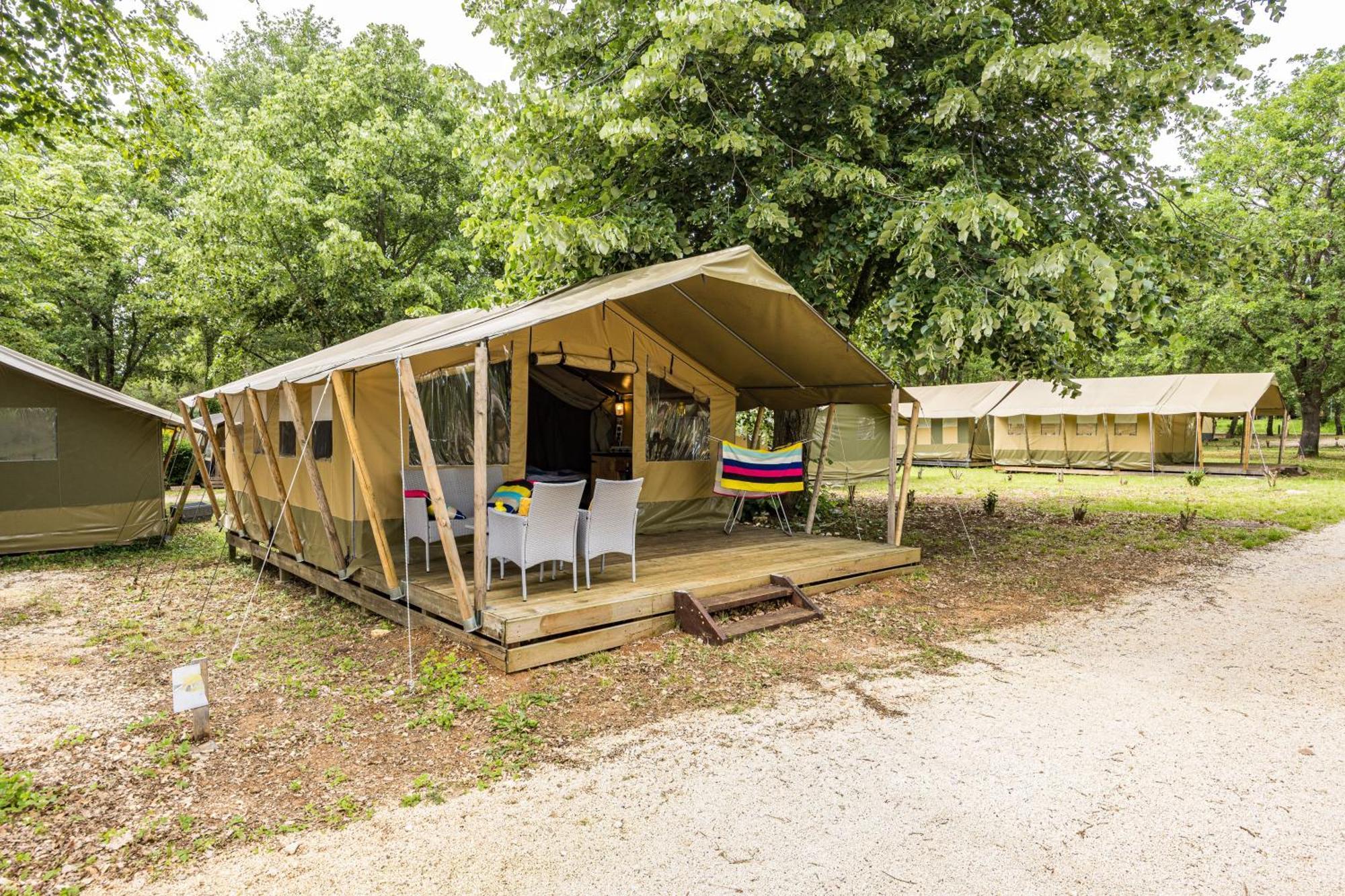 Easyatent Safari Tent Lanterna Ferienpark Červar-Porat