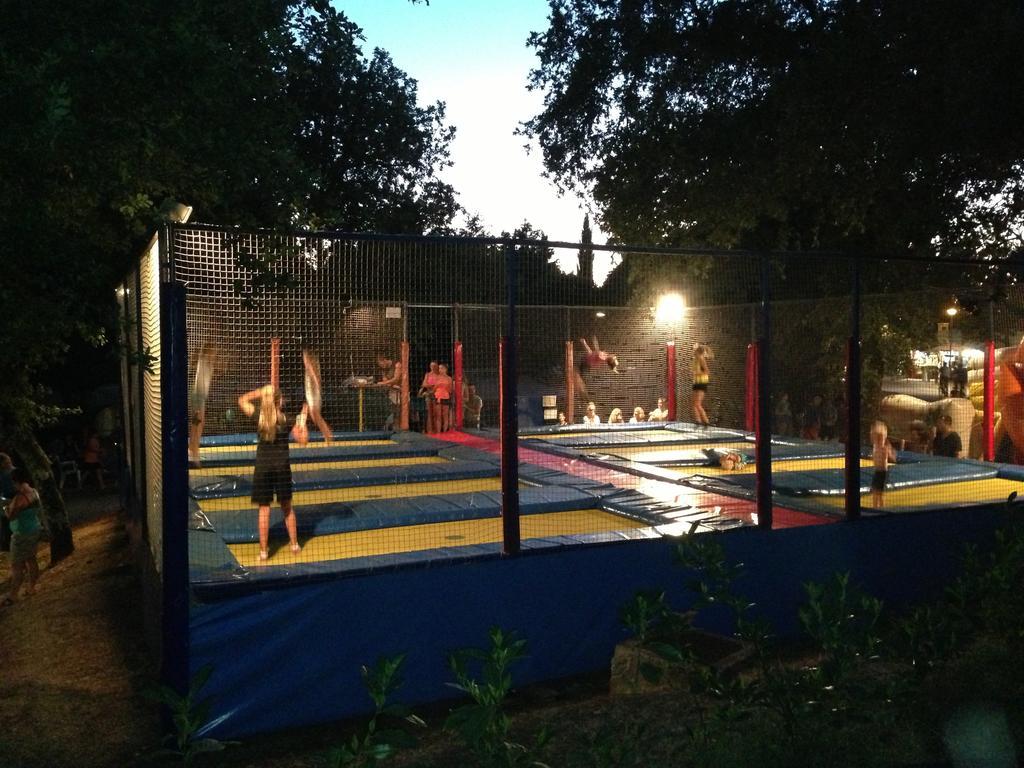 Ferienpark Easyatent Safari Tent Lanterna Červar-Porat